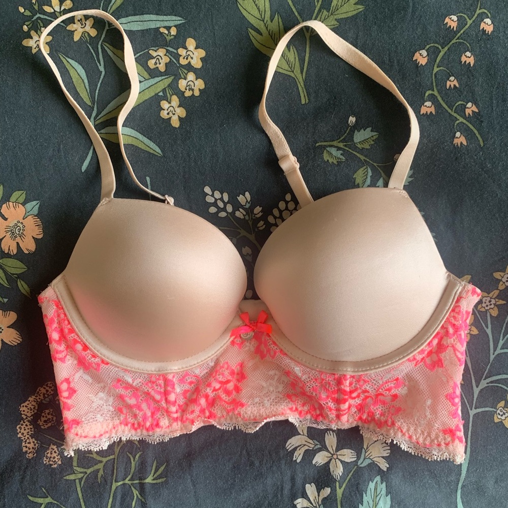 Victoria’s Secret longline push-up bra